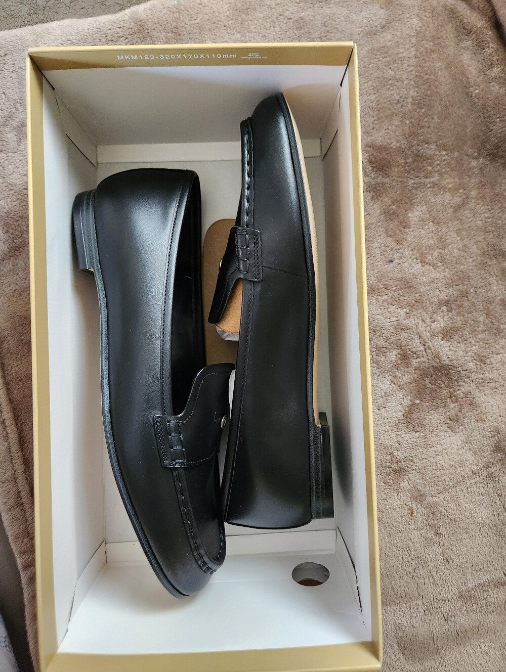 MICHAEL KORS NIB LOAFERS